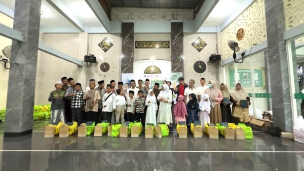 Parrot Gelar Live Demo dan Santunan Bersama Dompet Dhuafa di Musholla Al Muhajirin